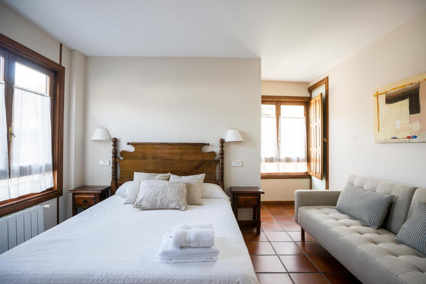 Hotel La Fuentona De Ruente Extérieur photo